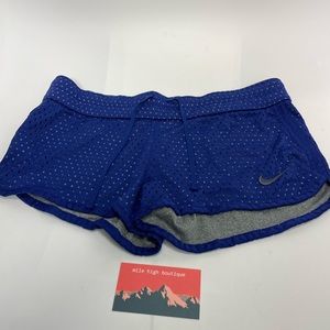 Nike Women’s Reversible Mesh Shorts XS